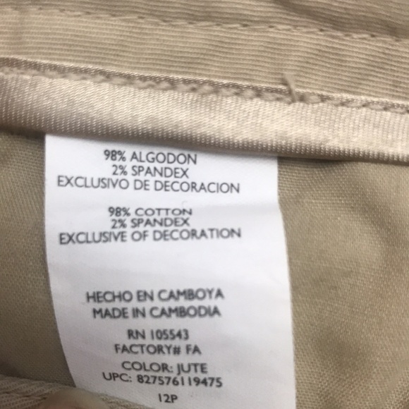 Daisy Fuentes women’s khaki pants. Size 12P. - Picture 5 of 8